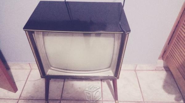 Tv vintage de bulbos