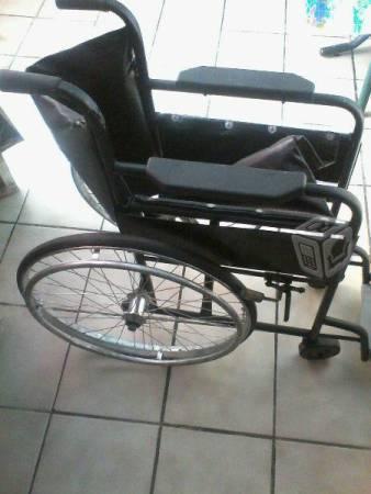 silla de ruedas y andadera para adulto