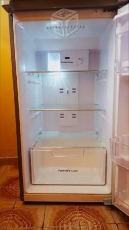 Refrigerador daewoo 11 pies seminuevo
