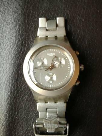 Reloj Swatch aluminio