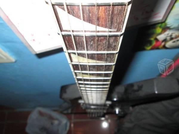 Guitarra electrica kelly star