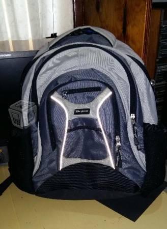 Mochila Laptop 17