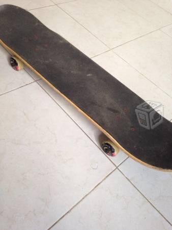 Skate board