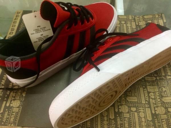 Tenis Adidas skateboard ADI-EASE