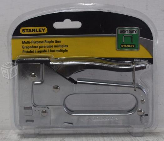 Grapadora Stanley de uso ligero TR-45