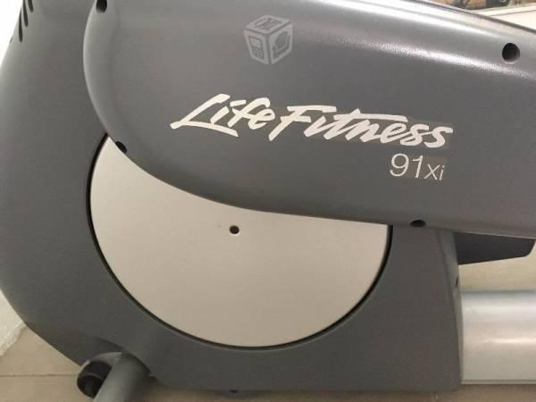 Eliptica Life Fitness 91x1