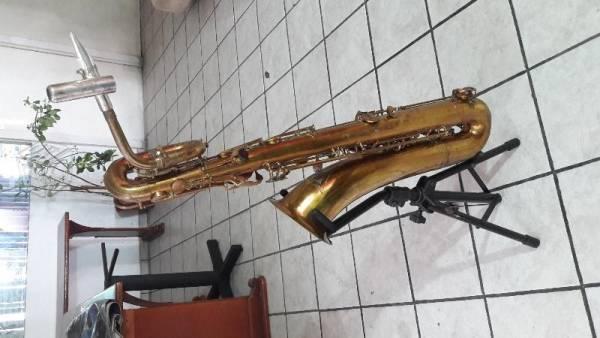 Saxofón barítono francés bufet