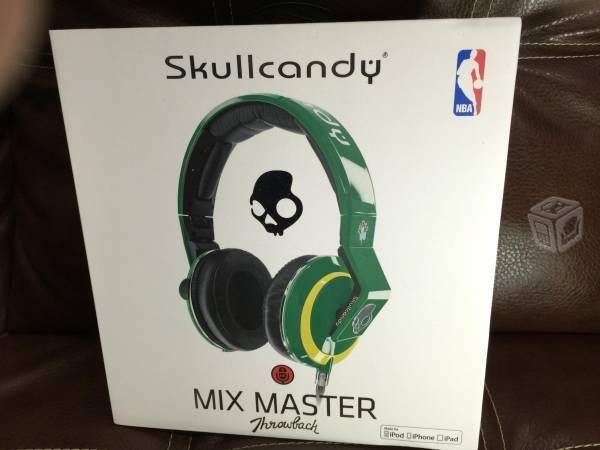 Skullcandy Mix Master DJ. Celtics