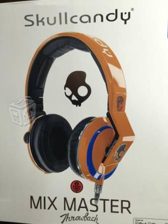 Skullcandy Mix Master DJ. Knicks