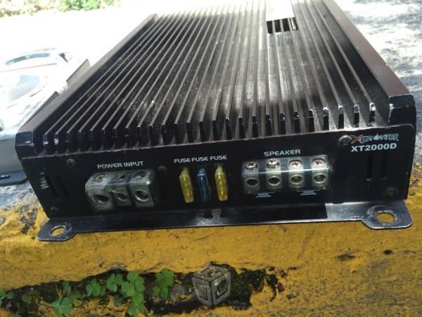 Amplificador xterminator xt2000 clase D