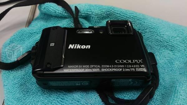 Camara Nikon COOLPIX