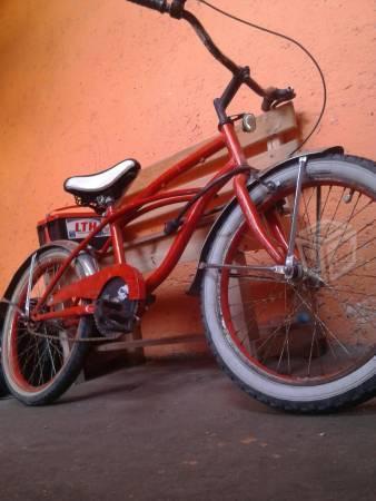 Bicicleta roja
