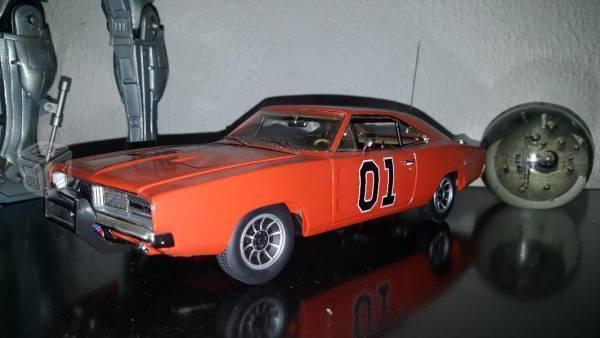 General lee escala 1/18 autoart