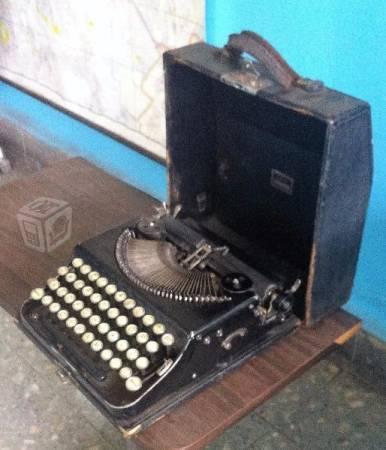 Maquina de escribir vintage