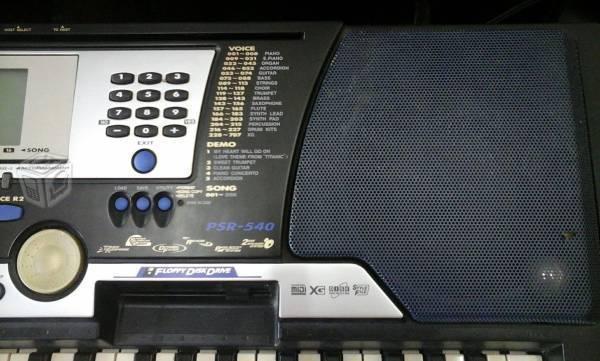 Teclado Yamaha PSR 540