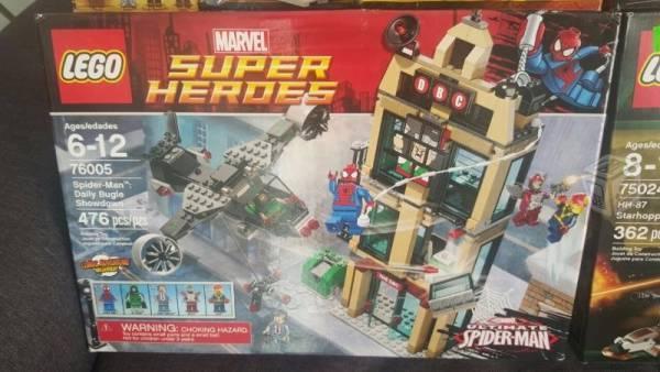 Lego spiderman 76005