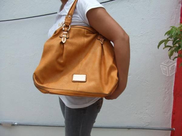 Bolsas de Vestir Grandes, Diferentes Modelos