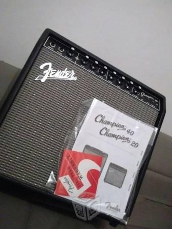 Amplificador Fender Champion 40W