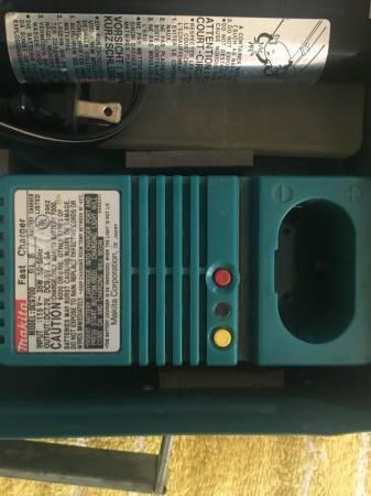 Taladro recargable Makita