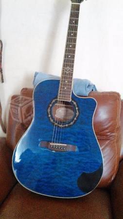 Guitarra electroacustica azul