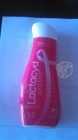 Shampoo - jabón lactacyd pro-bio 2x1 220ml