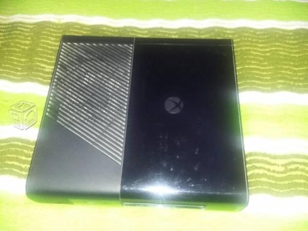 Xbox 360 E de 4gb
