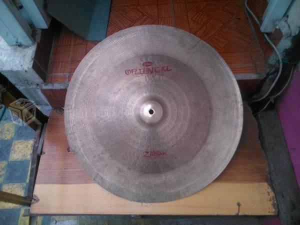 Platillo China 22 Oriental Zildjian Chine