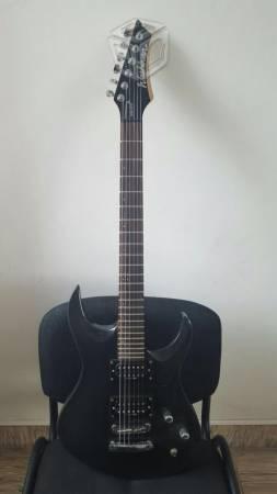 Guitarra eléctrica Washburn