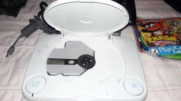 Venta de playstation 1 jalando al 100