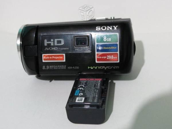 Camara Sony Full HD con Proyector 100