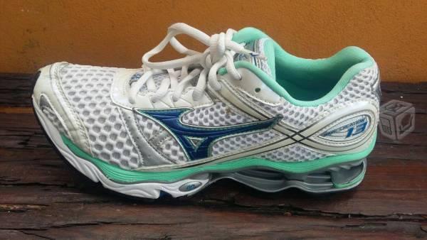 Tenis mizuno wave creation 13