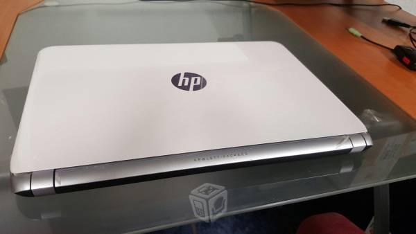 Lap top HP Core i3 serie pavilion V/C