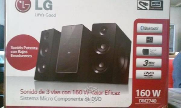 LG Microcomponente Modelo DM2740 Nuevos empacados