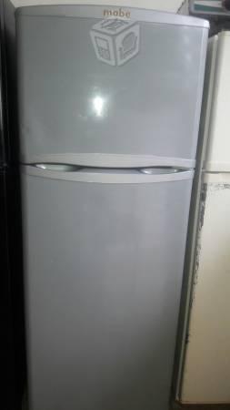 Refrigerador mabe gris