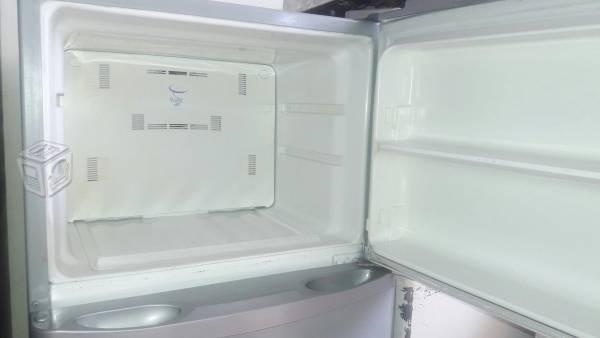 Refrigerador mabe gris