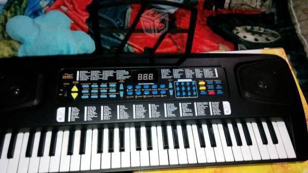 Vendo teclado infantil