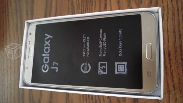 Samsung galaxy J7 dorado nuevo libre de fabrica