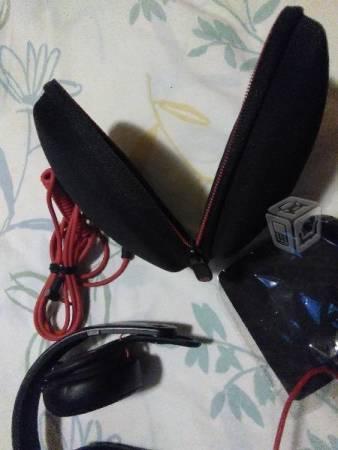 Audifonos beats mixer negros excelentes condicione