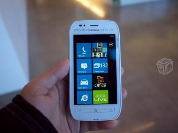 Lumia nokia 710 blanco liberado 5 megapixeles