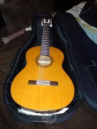 Guitarra infantil yamaha