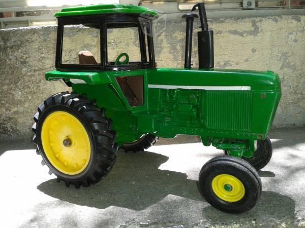 Tractor ERTL de coleccion