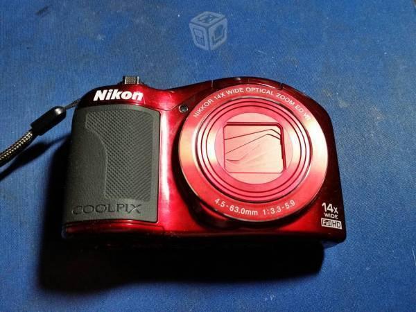 Cámara Nikon Coolpix L610 cómo nueva