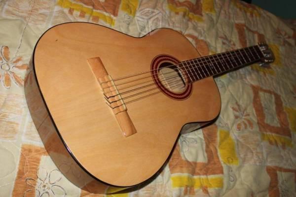 Guitarra Acústica