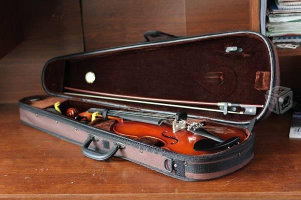 Violin 4/4 marca amatus