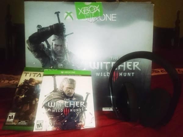 Xbox One 500gb The Witcher 3 Wild Hunt