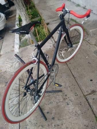 Bicicleta r700c