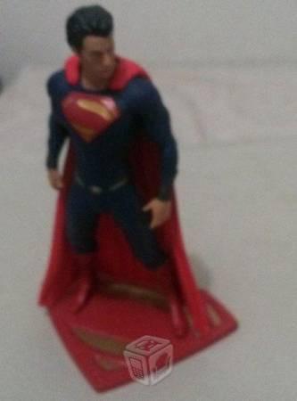 Superman figura coleccionable