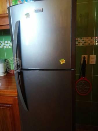 Refrigerador mabe 10' seminuevo