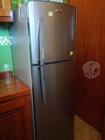 Refrigerador mabe 10' seminuevo