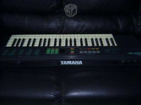 Teclado sintetizador yamaha psr6 vintage 80's v/c